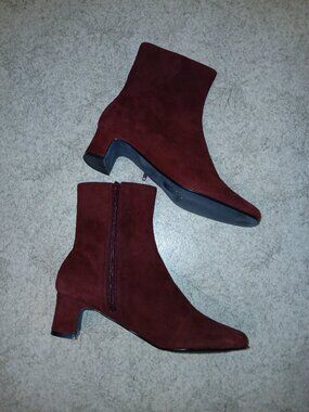AJ Valenci Cranberry Red Suede Square Toe Ankle Boots sz 7.5 M